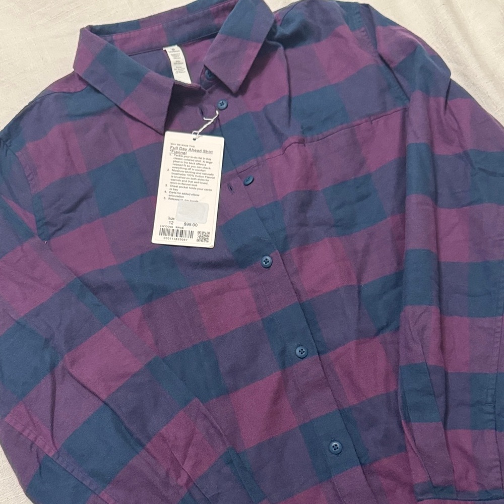 lululemon athletica Women's Navy & Purple Plaid Button-Down Shirt